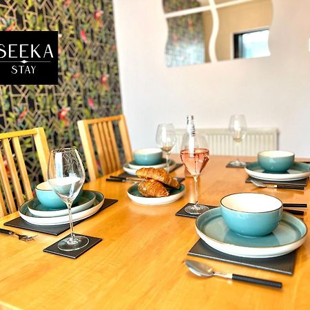 Cosy 2-Bedroom House, Walking Distance Cbs, Ideal For Contractors-Business Stays โคเวนทรี ภายนอก รูปภาพ